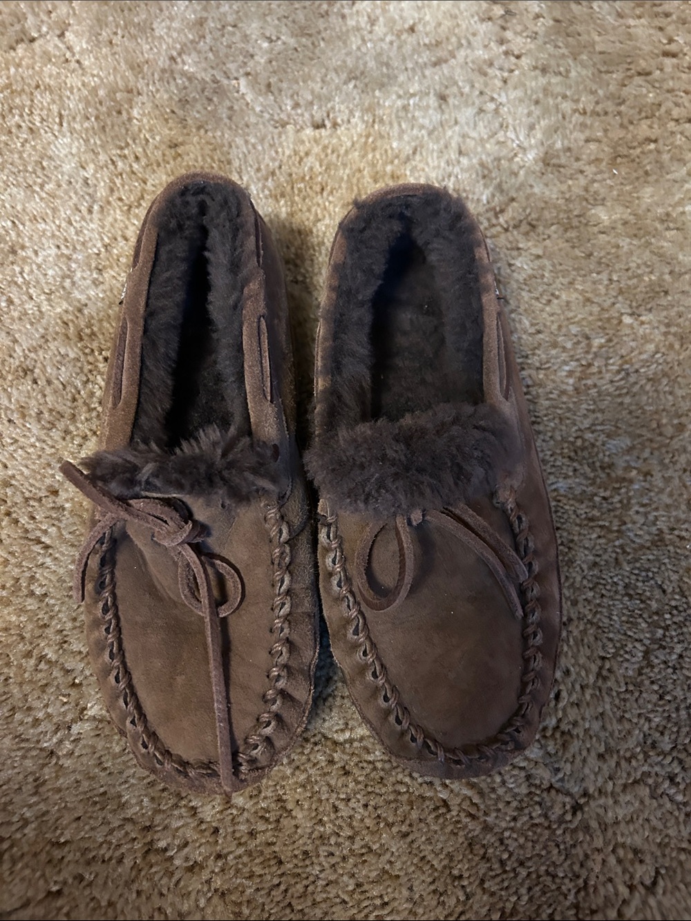 L L Bean slip on moccasins non slip sole fur lined like new  size men’s 7 medium